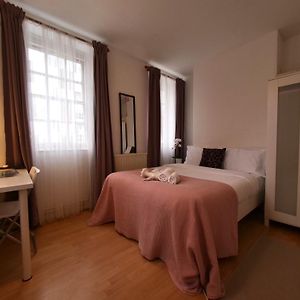Comfy Private Bedrooms In Heart Of London